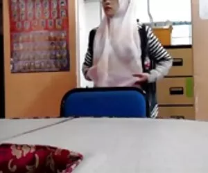 چشمک زن های حجاب