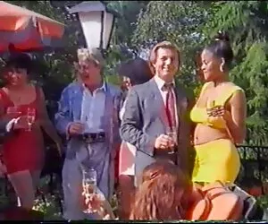 مهمانی عجیب 3