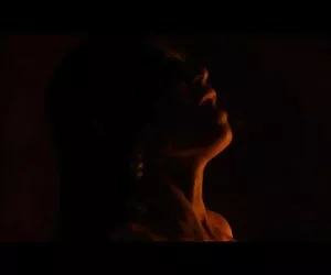 جنس مقعد جوانان بزرگ زن سبزه
