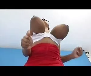 جوانان بزرگ سکسی گزاف گویی می کنند
