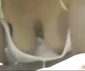 در باغ بالغ