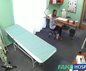 خانم خانه دار سکسی با دکتر خود شوهر می کند