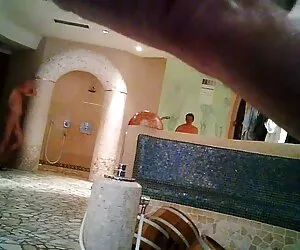 برهنه بین نژادی اطفا کننده دوش حمام سونا