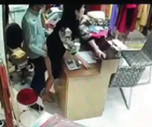 روسای چینی در زمان خدمت رابطه جنسی برقرار می کنند